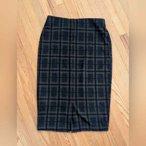 Zara Dark Gray Plaid Pencil Skirt - Picture 3 of 5
